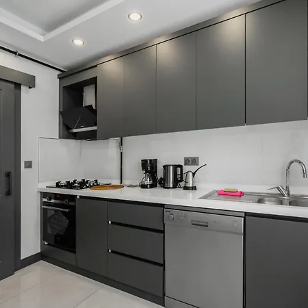 Duplex W Balcony Terrace 5 Min To Appartamento