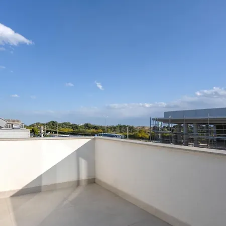 Duplex W Balcony Terrace 5 Min To * アンタルヤ